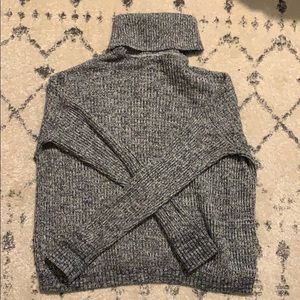 Gray heathered knit turtle neck
